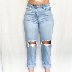 Distressed Boyfriend Jeans
